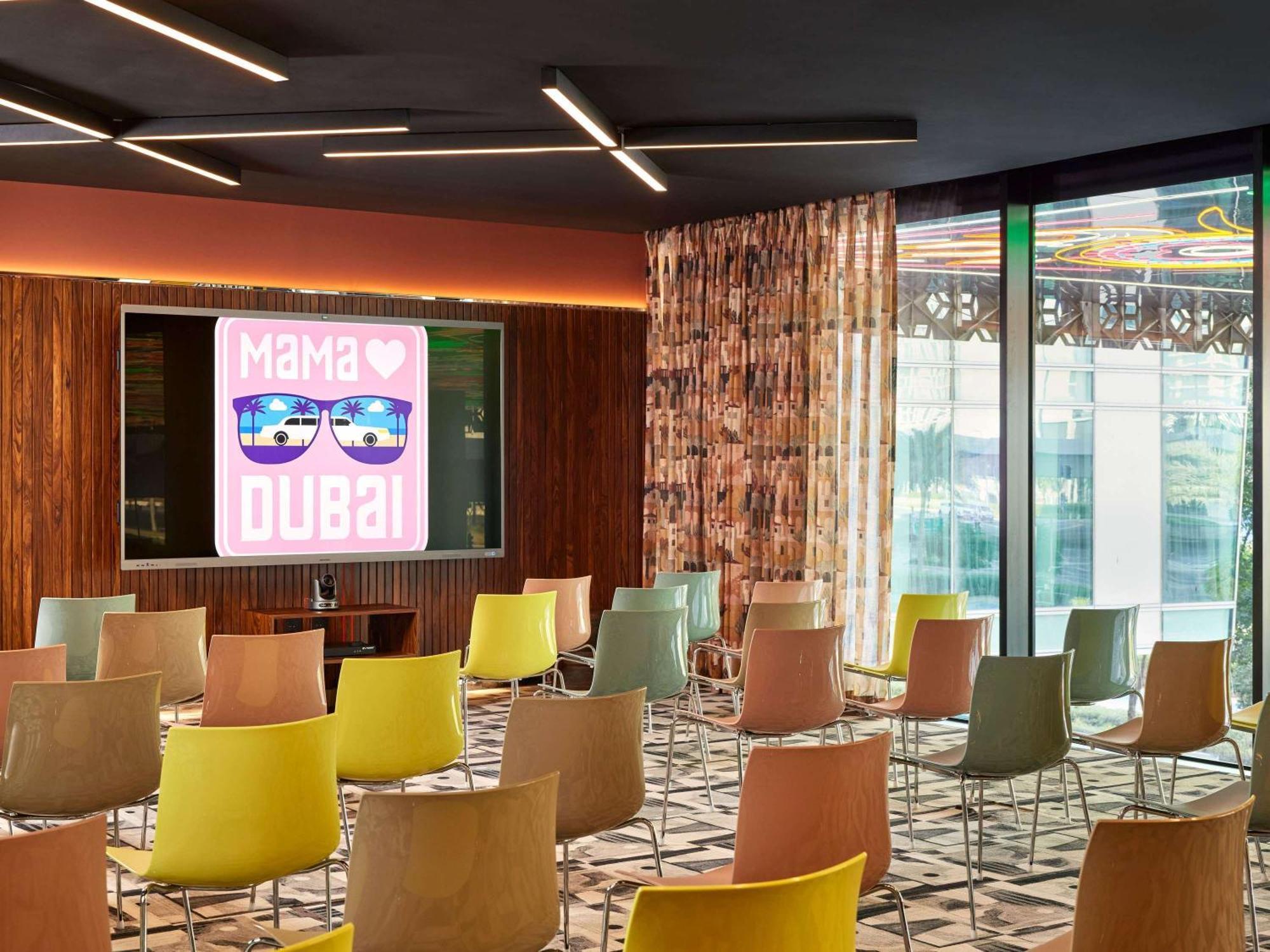 Mama Shelter Dubai Hotel ภายนอก รูปภาพ